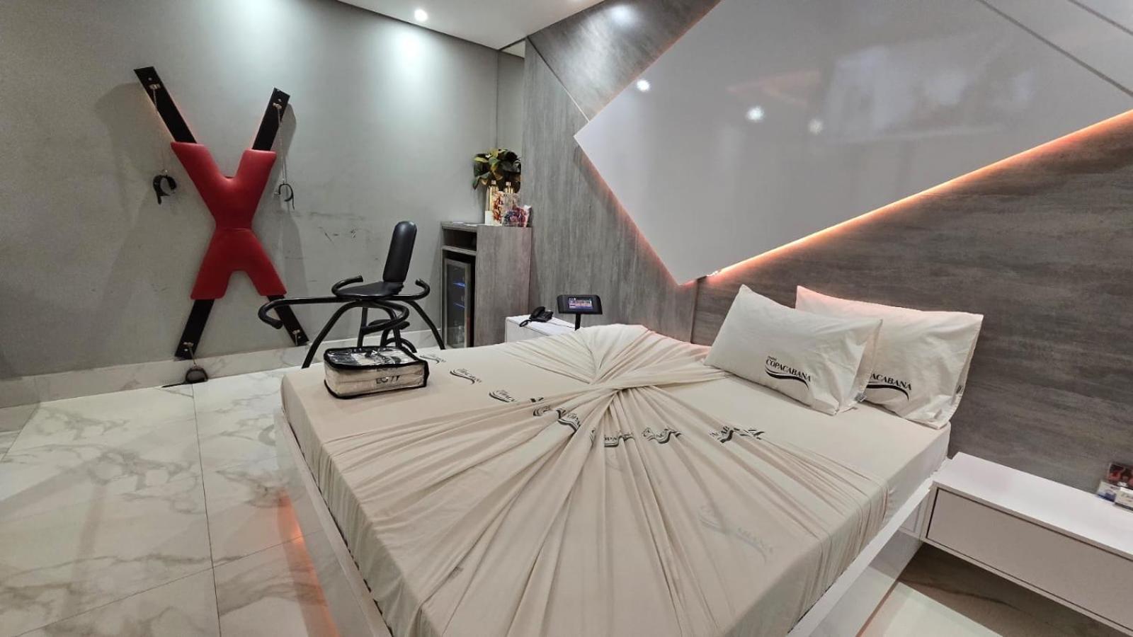 Copacabana Cafe Homestay *